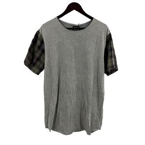 Nana Judy Grey‎ Tee with Plaid Sleeves Size Medium New